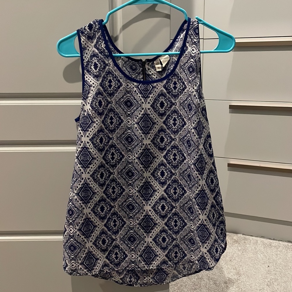 Tank top - Picture 2 of 3
